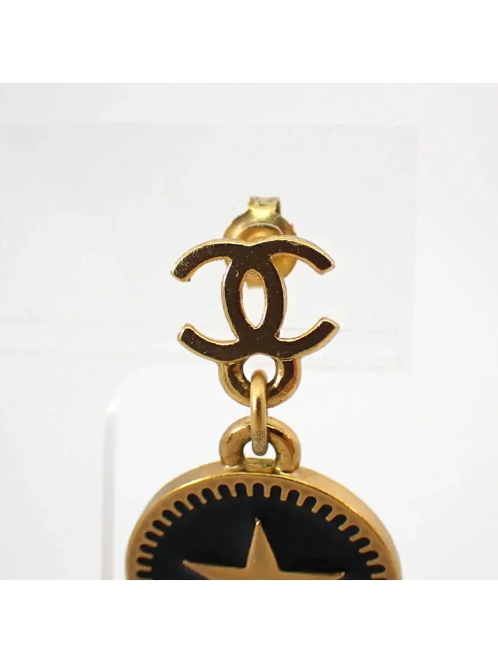Chanel Earrings Gold-Tone Metal #208436C85B